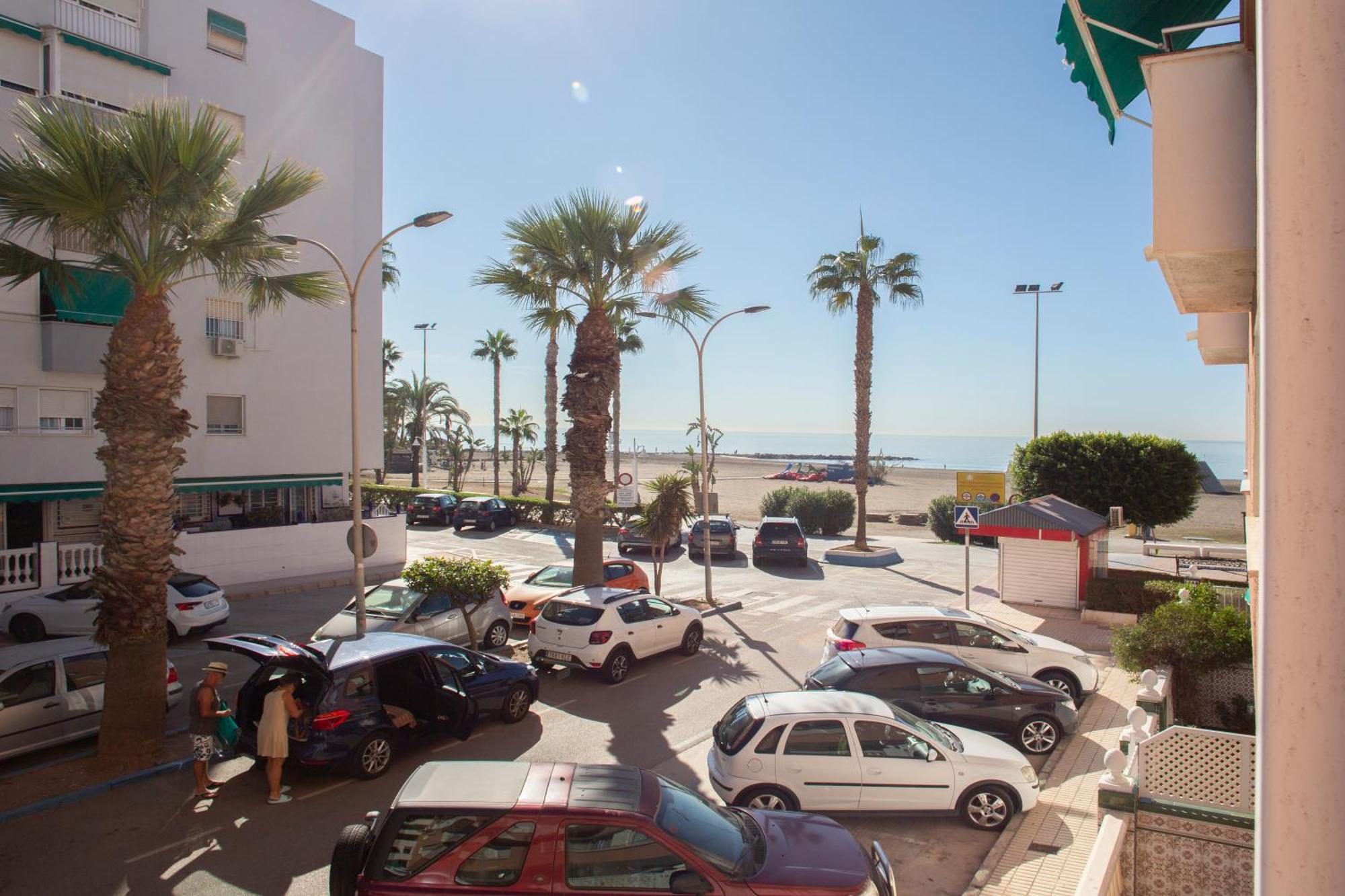 Bajo En Primera Linea - Cala Del Moral, Urbanizacion Calaflores La Cala Del Moral Exterior foto